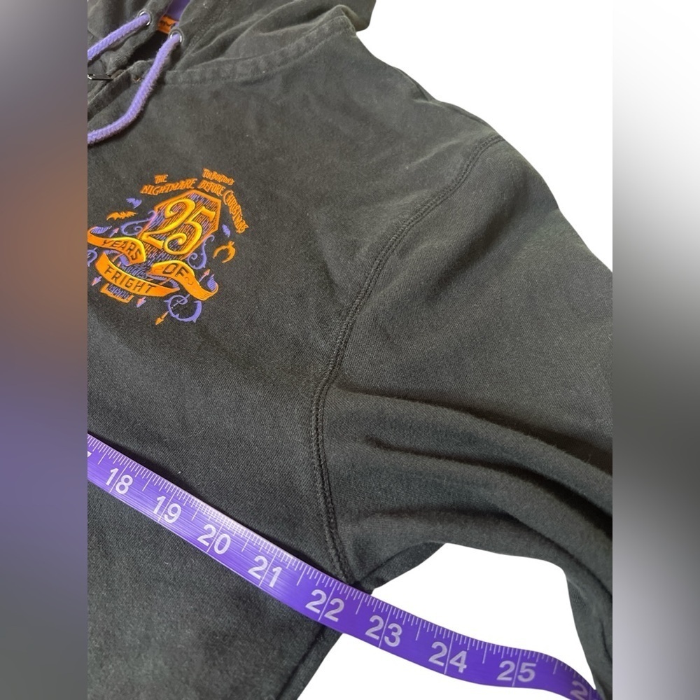 Disney Parks Nightmare Before Christmas 25th Anniversary Hoodie Large - Picture 8 of 11